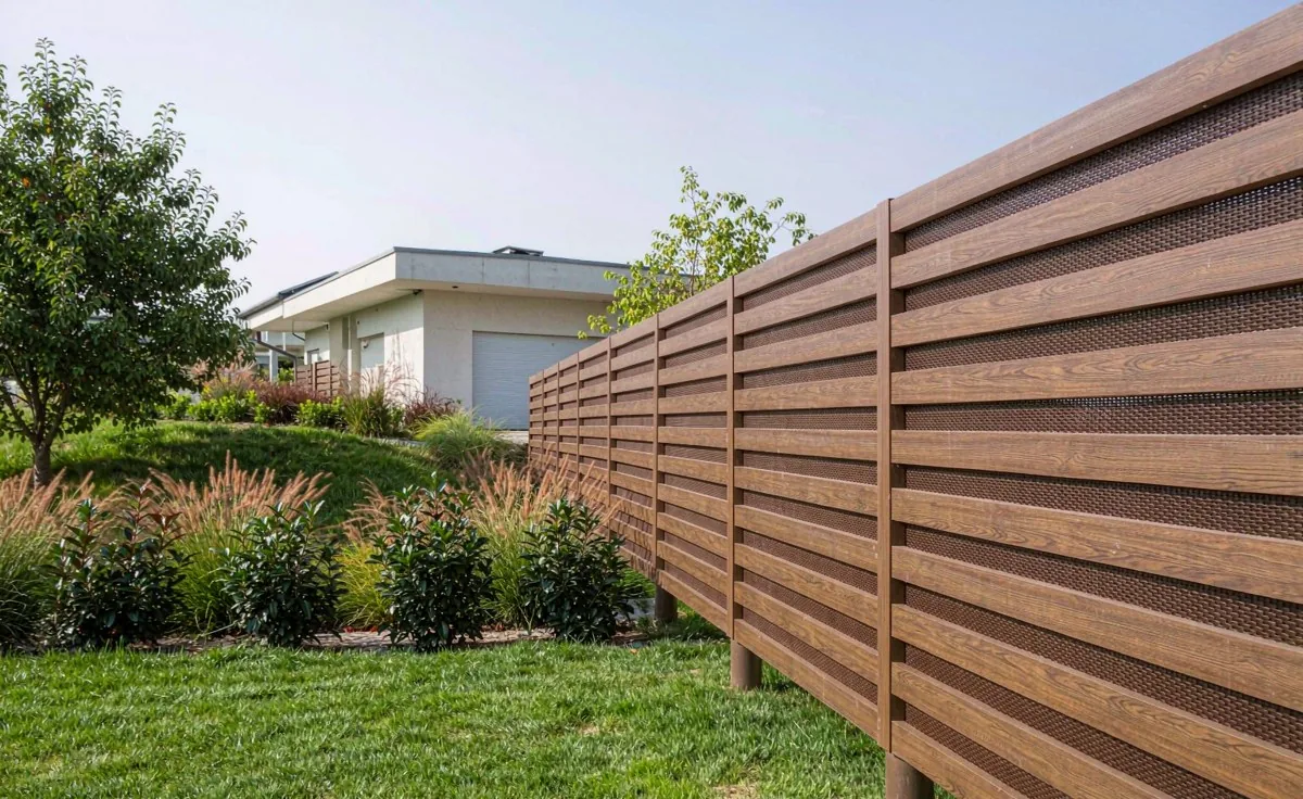 WPC garden privacy fence project